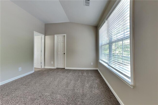 Building Photo - 457 Lily Shoals Ln