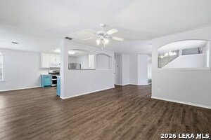 Building Photo - 11102 Dewberry Field