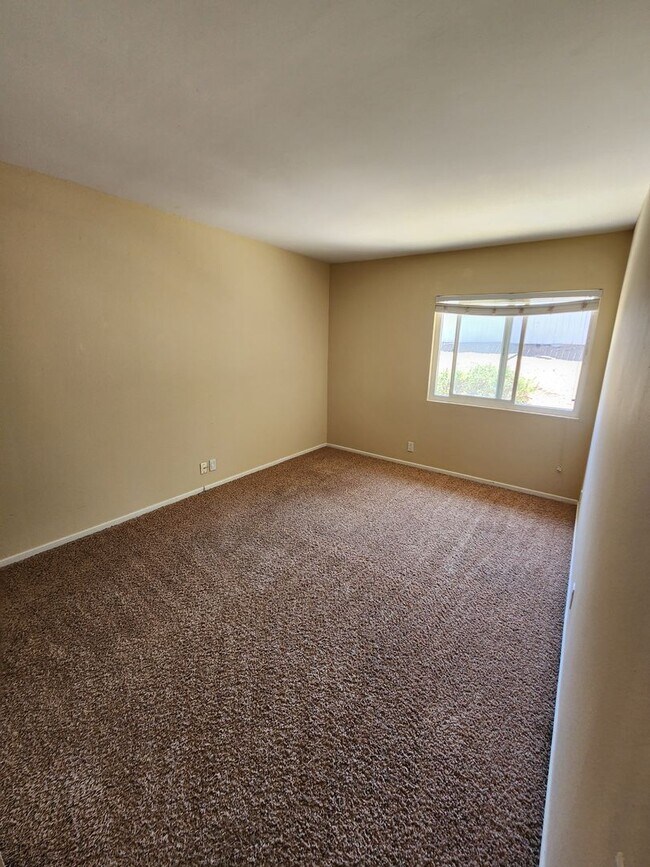 Building Photo - 3 BR Home Plus Loft Area in Rancho Penasquitos