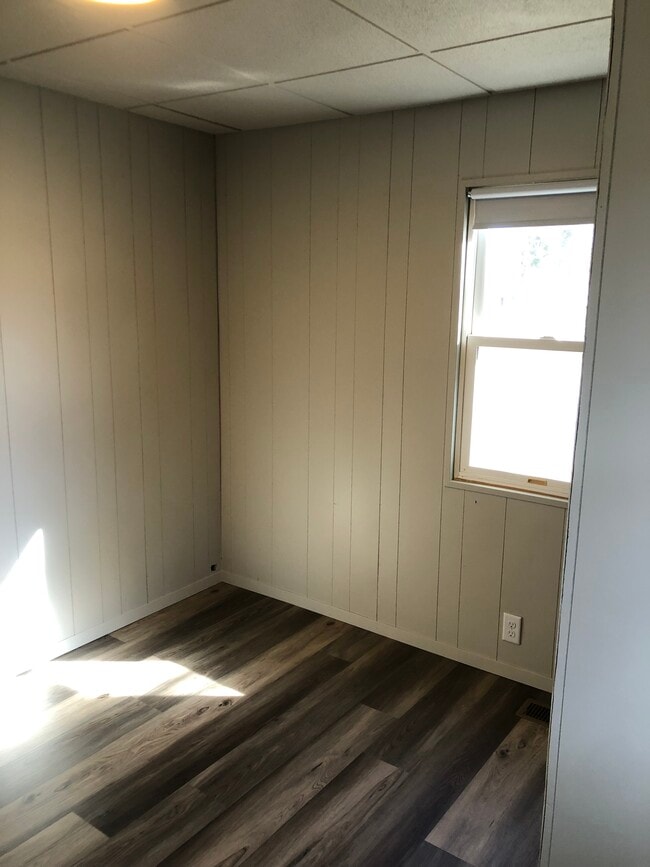 Building Photo - 524-512 12th St SW