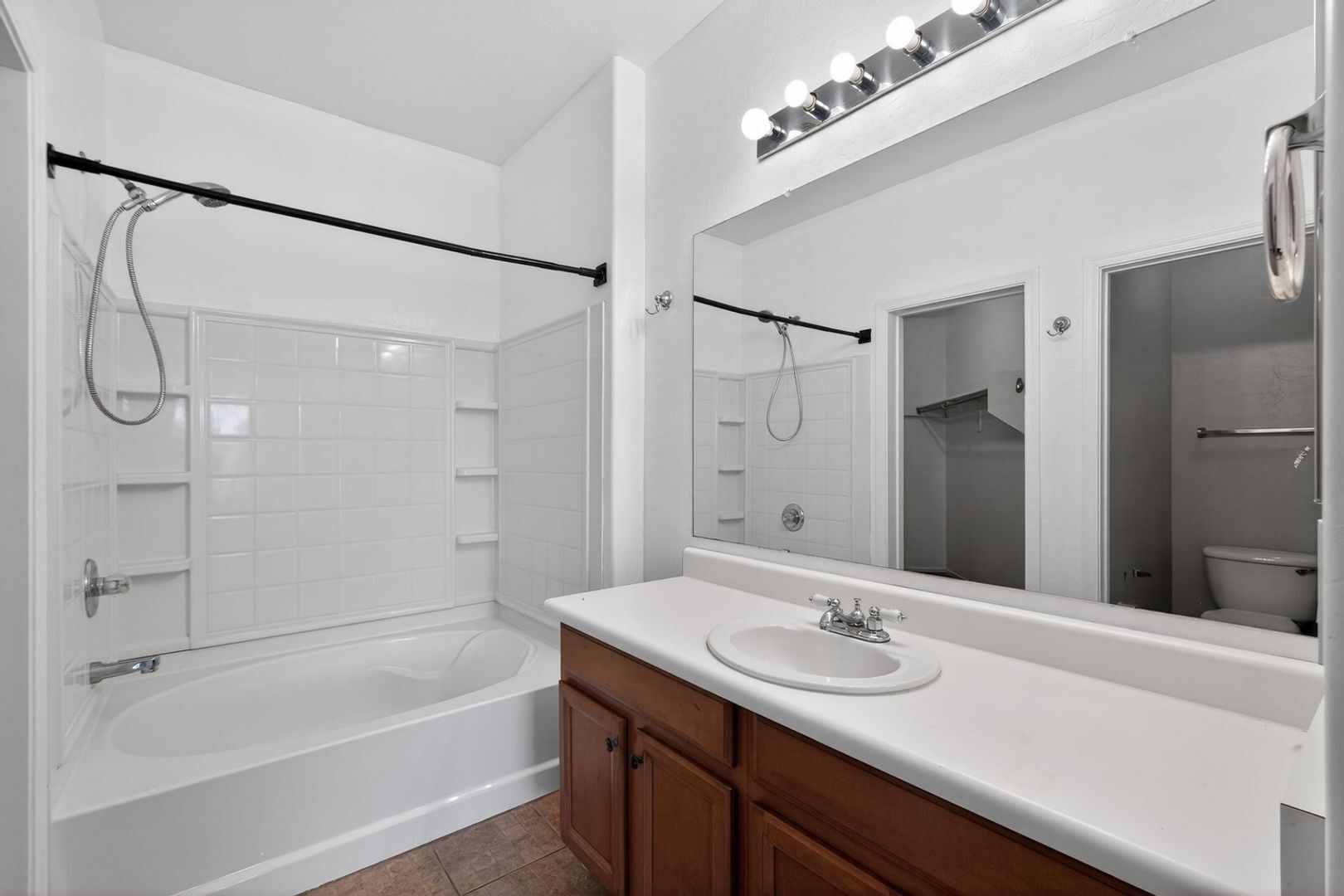 Building Photo - 14843 W Wethersfield Rd