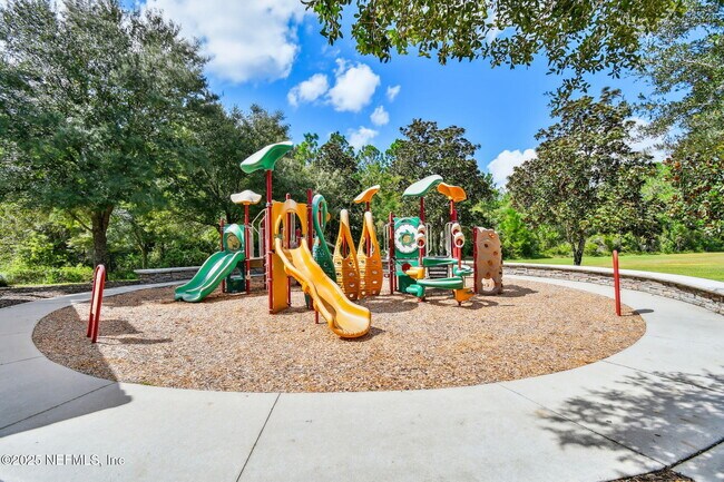 Building Photo - 263 Stonewell Dr