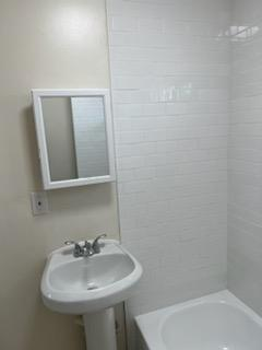 Building Photo - 1709 W 25th St