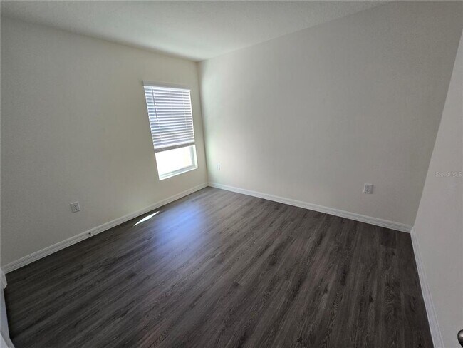 Building Photo - 35950 Sunflower Hl Dr