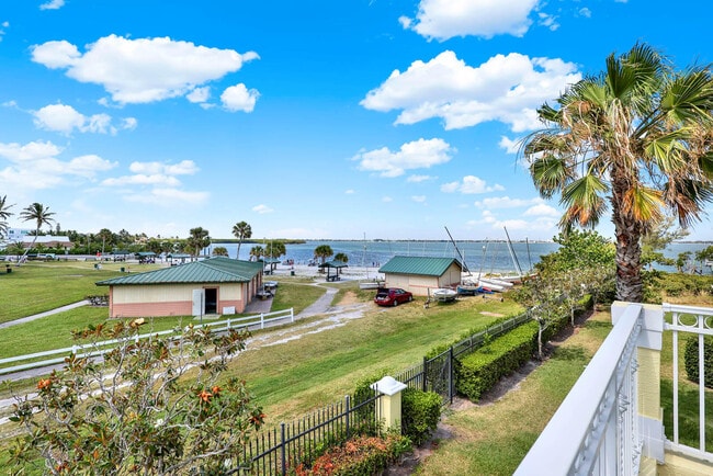 Building Photo - 1500 Mariner Bay Blvd
