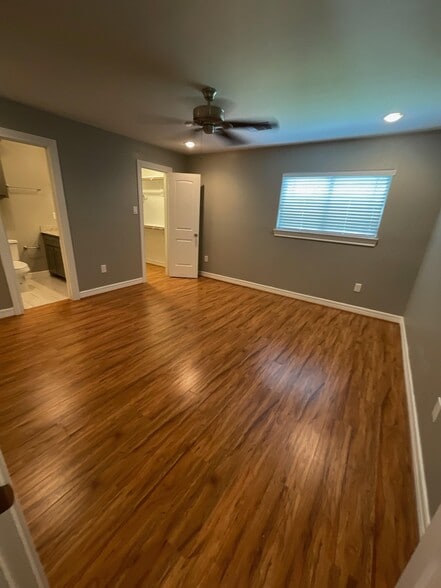 Building Photo - 119 Weldon St