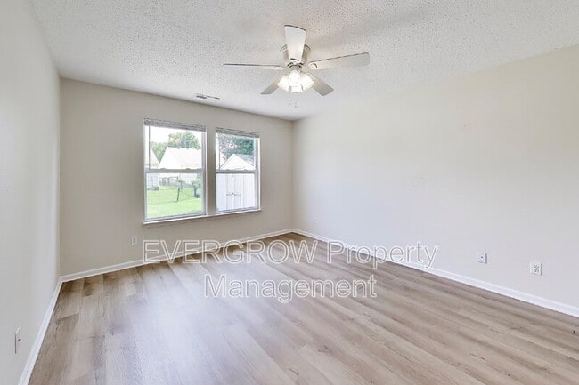 Building Photo - 1167 Odell Ln