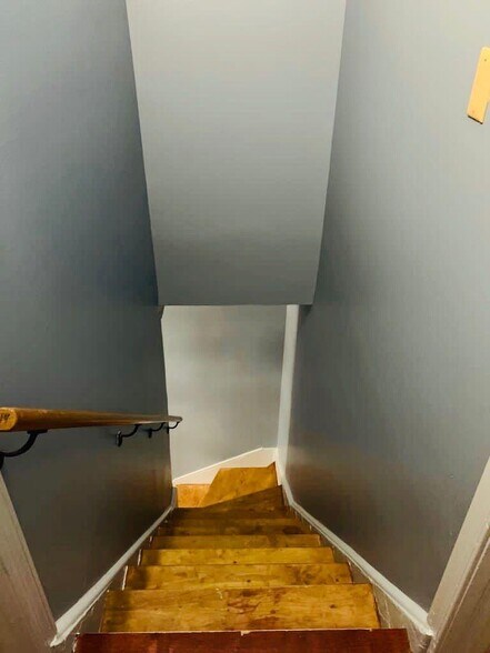 Stairs - 20 Lewis Ave