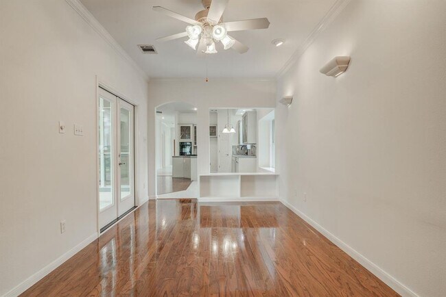 Building Photo - 3624 Malone Dr