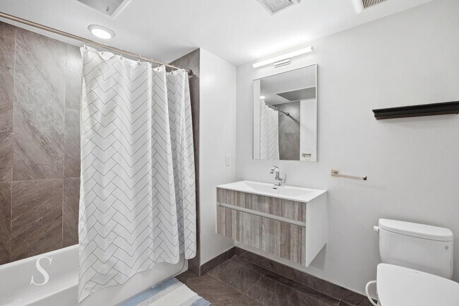 Building Photo - 6401 Park Ave