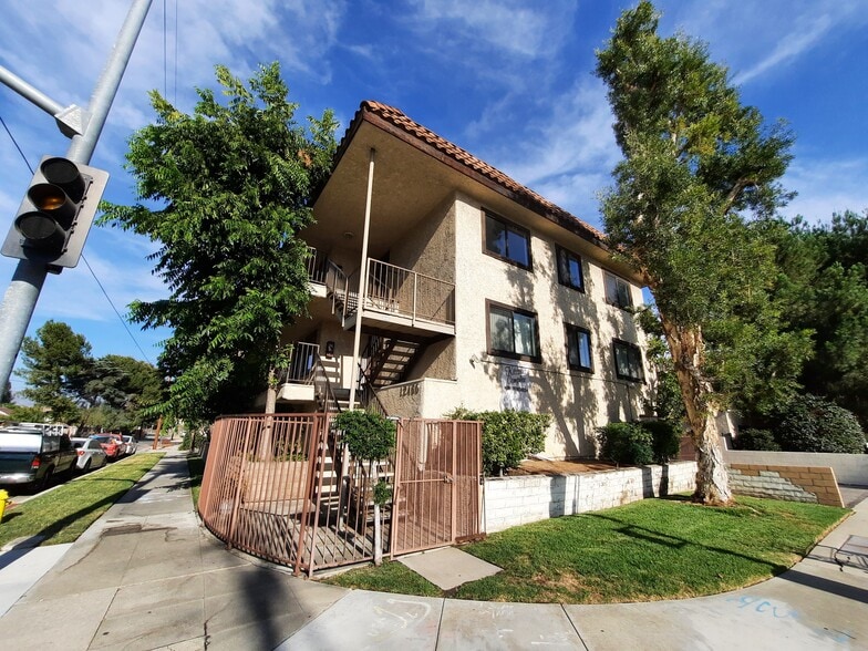 Building Photo - 12460 Kittridge St