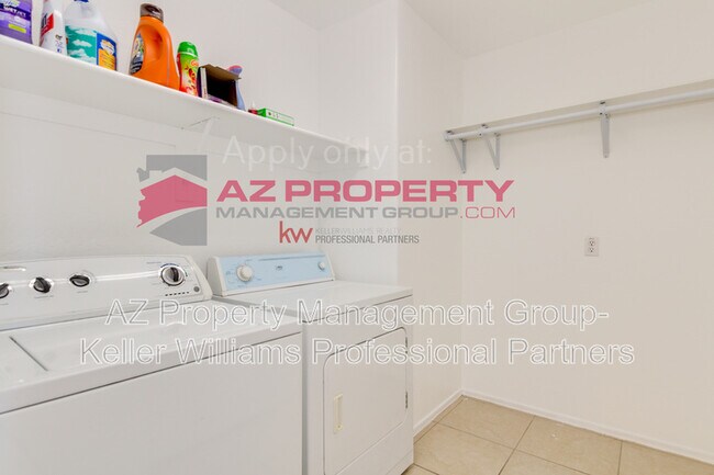 Building Photo - 18140 W Mission Ln