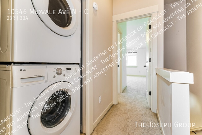 Building Photo - 10546 Midvale Ave N