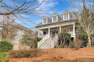 Building Photo - 10559 Serenbe Ln