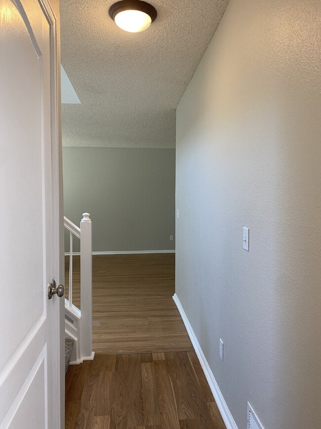 Building Photo - Highlands Ranch Home Available Now!