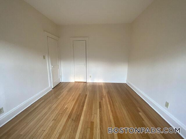 Building Photo - 12 Alton Pl