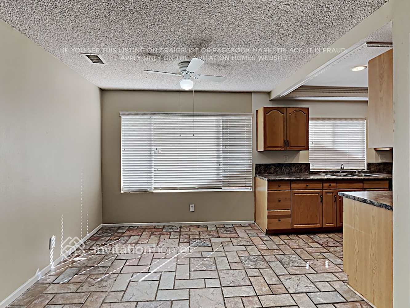 Building Photo - 1141 Canyon View Ln