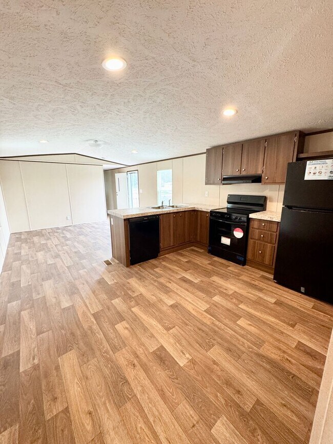 Building Photo - 3 Bedroom, 2 Bath in Aynor - off Edwards Rd!