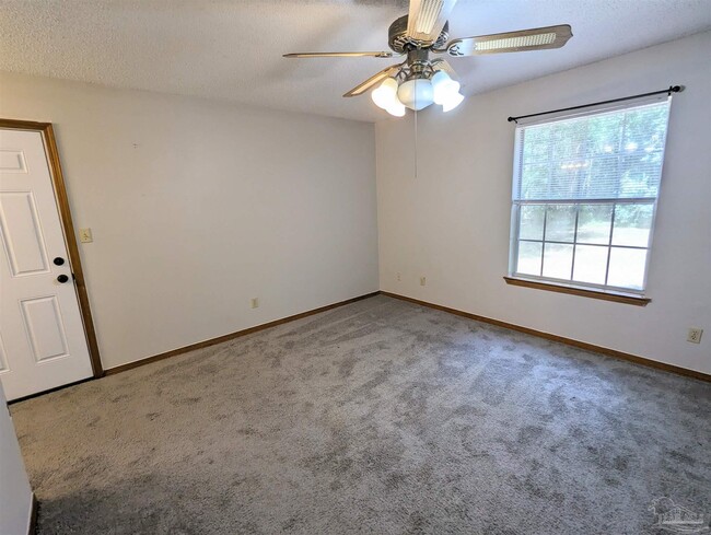 Building Photo - 6556 Bass Ln