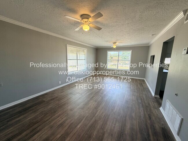 Building Photo - 1414 East Ave