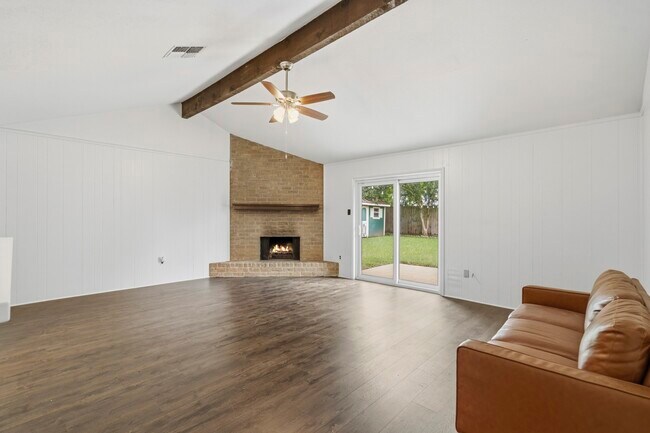 Building Photo - 1663 Chilton Ln