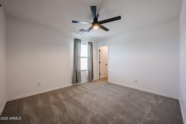 Building Photo - 3332 W Dunbar Dr
