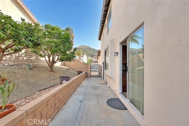 Building Photo - 3571 Rio Ranch Rd