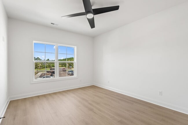 Building Photo - 113 ARBOR RIDGE CIR