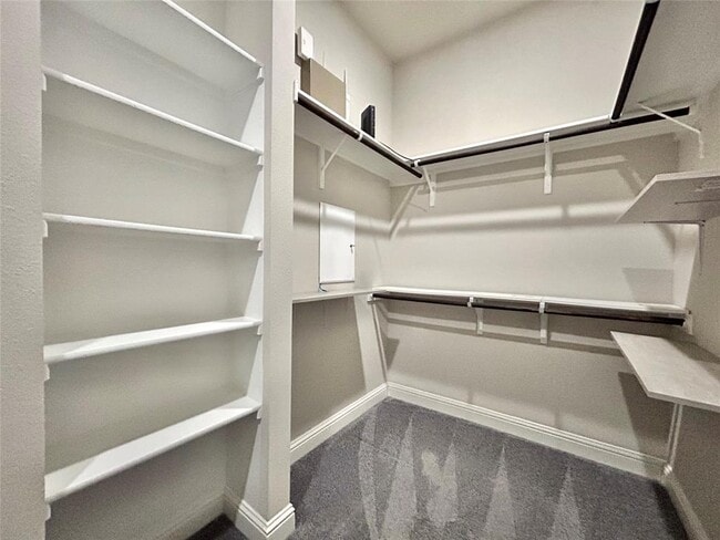 Building Photo - 9313 Kyles Stake Rd