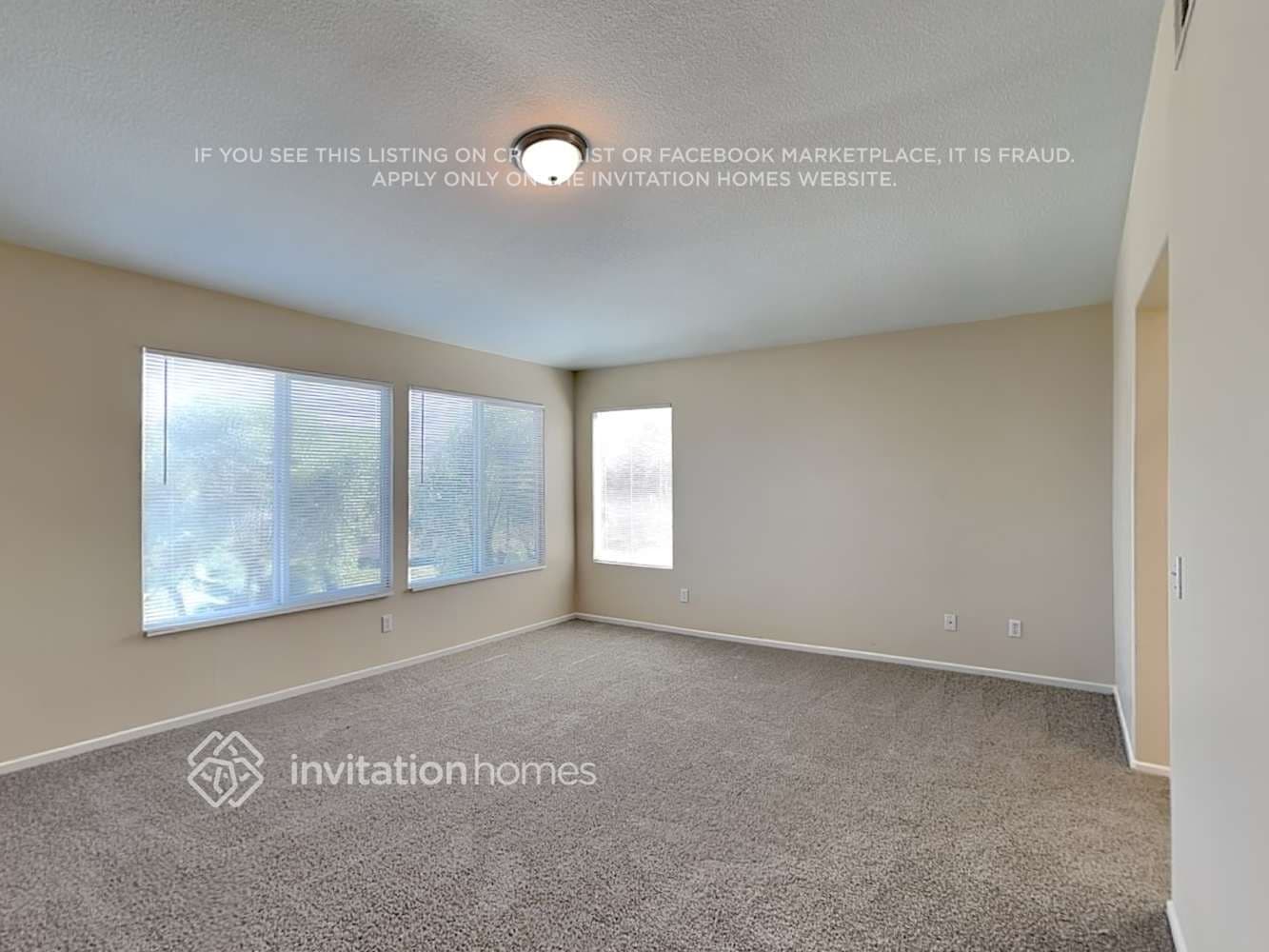 Building Photo - 1678 Bella Regina Way