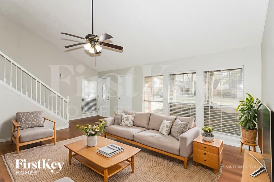 Building Photo - 3311 Birch Creek Dr