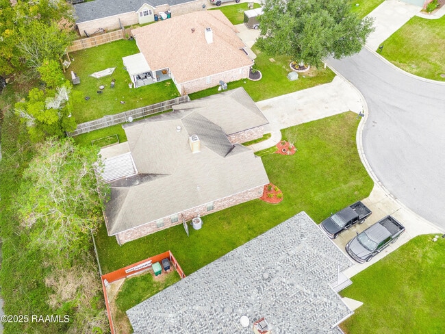 Building Photo - 130 Windermere Cir