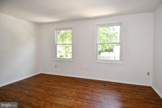 Building Photo - 8335 Windfall Rd