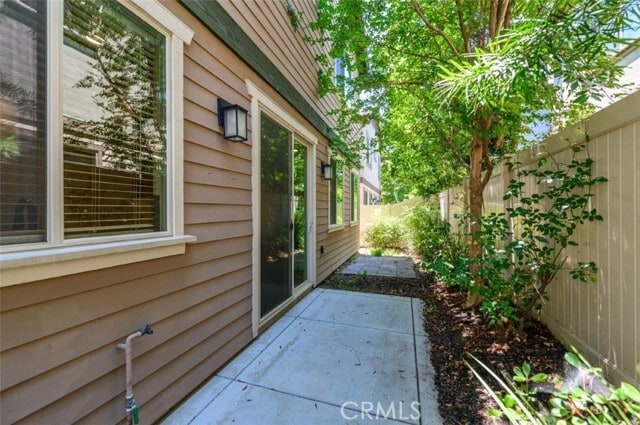Building Photo - 1347 S Magnolia Ave