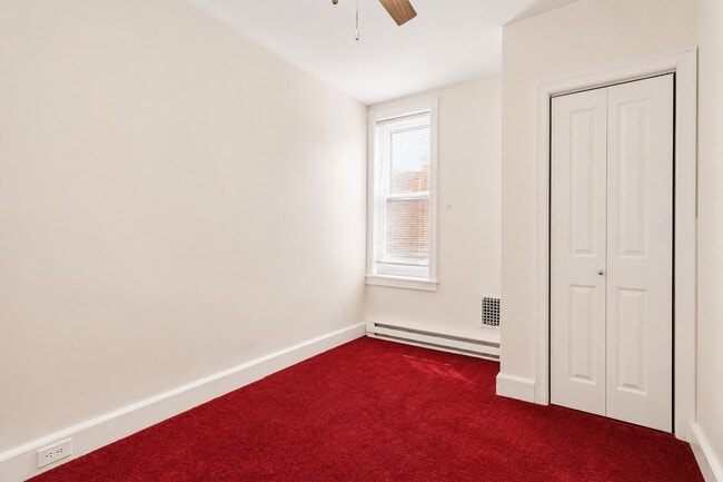 Building Photo - 45 N Lindenwood St