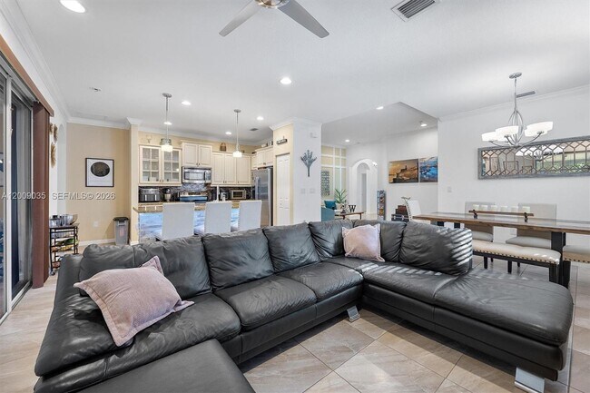 Building Photo - 25280 SW 119th Ave