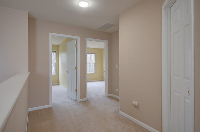 Building Photo - 2421 Stoughton Cir