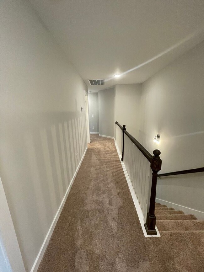 Building Photo - Home for Rent in Calera, AL!!! Available to View Now!!!