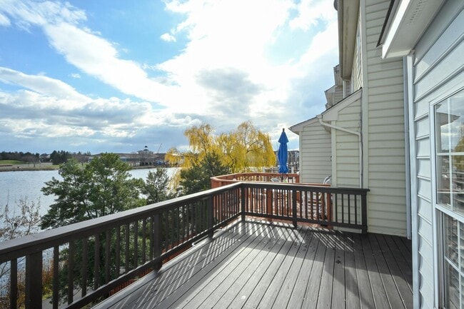 Building Photo - 44171 Paget Terrace