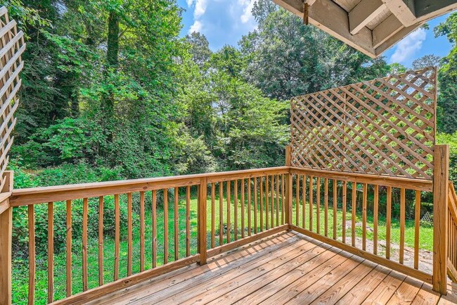 Building Photo - 1744 S Olympian Way SW