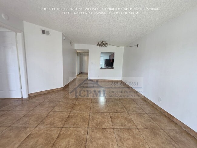 Interior Photo - Island Club