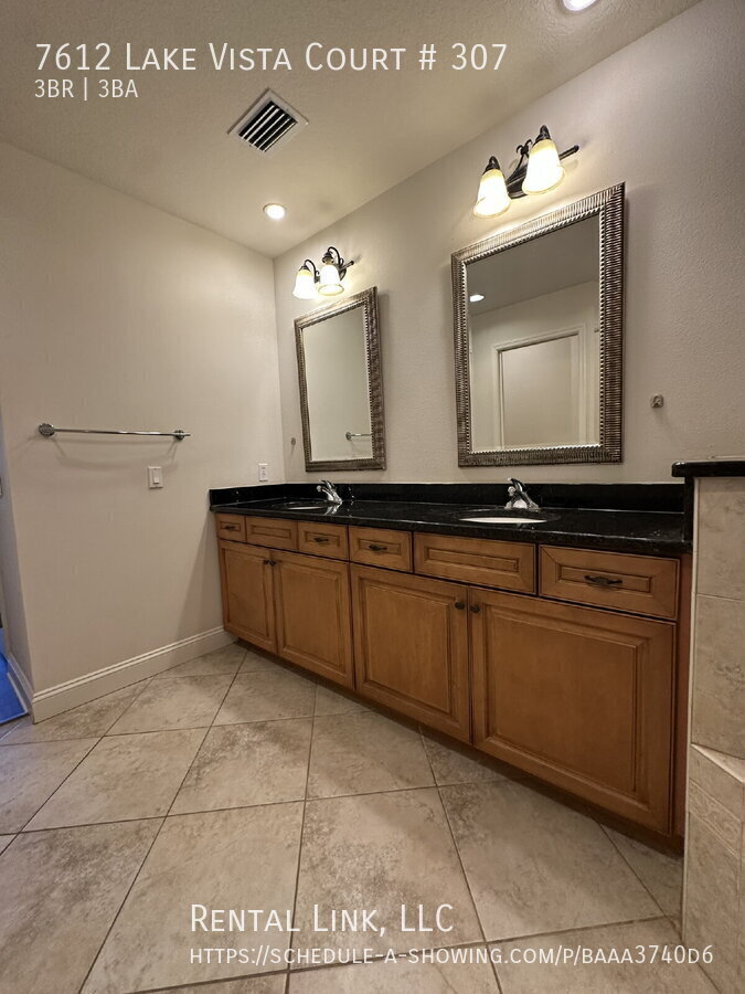 Building Photo - 7612 Lake Vista Ct