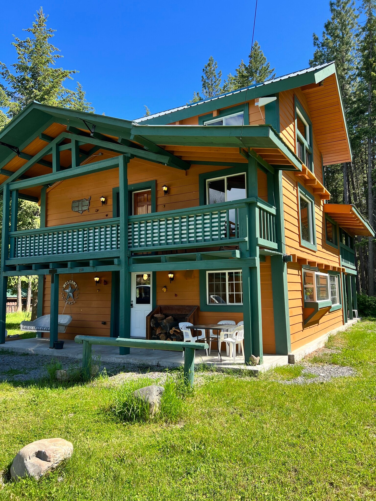 Building Photo - 260 Rustic Ln