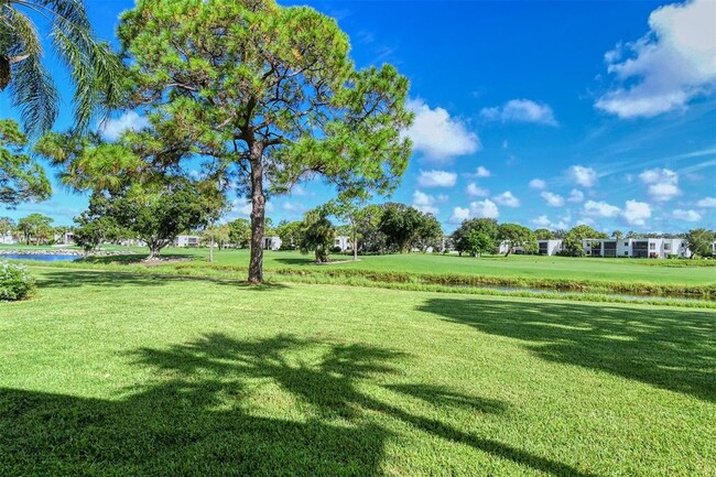 Building Photo - 5133 Willow Links