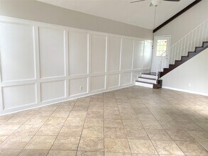 Building Photo - 14934 Elmont Dr