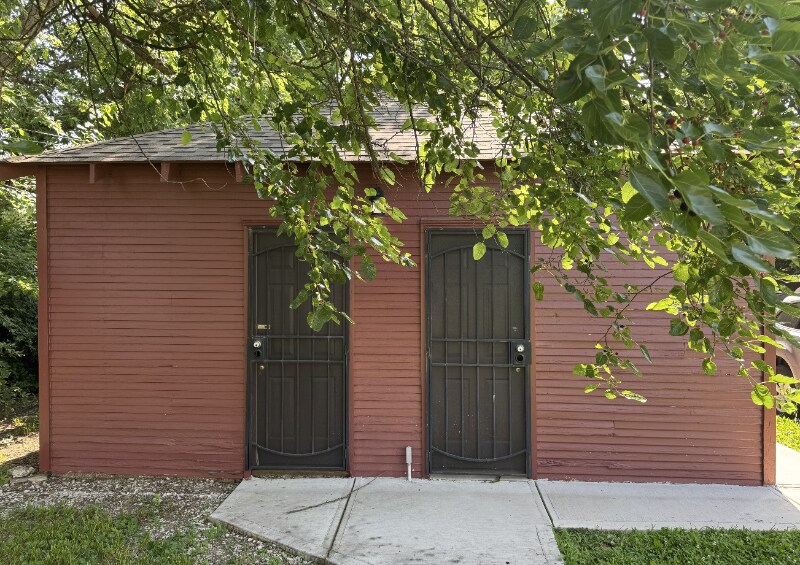 Building Photo - 1129-1131 Keystone Ave