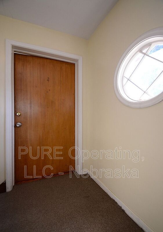 Building Photo - 210 N 32nd Ave