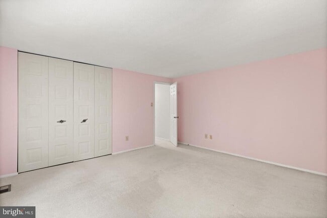 Building Photo - 8084 Winding Way Ct