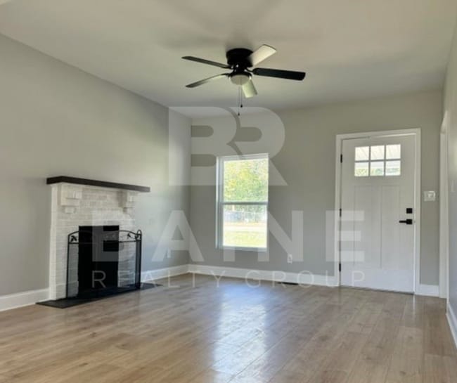 Building Photo - 938 Avenue A