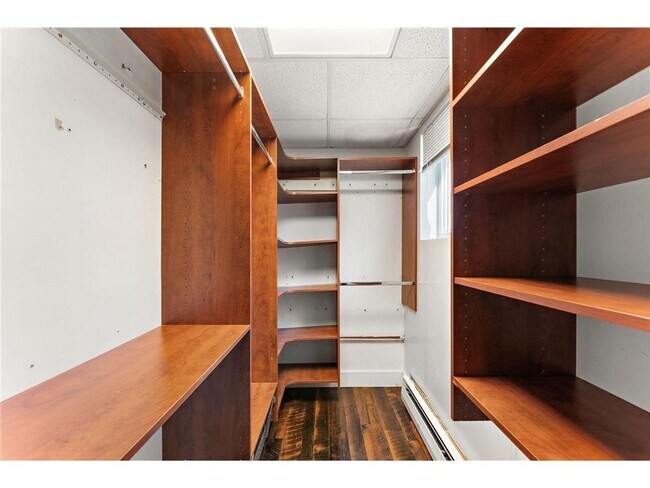 Building Photo - 4440 Denbigh Rd